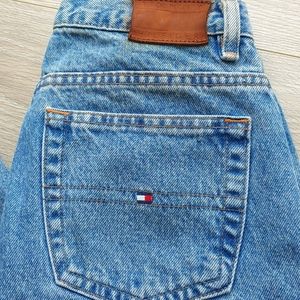 Vintage Tommy Hilfiger 100% Cotton Rigid Denim High Rise Mom Dad Jeans EUC